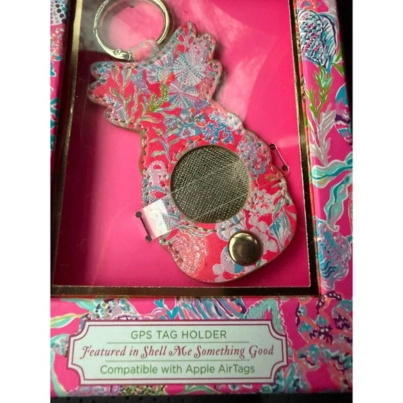 Lilly Pulitzer Shell Me Something Good Pineapple Apple AirTag GPS Tag Holder NEW - Picture 4 of 5